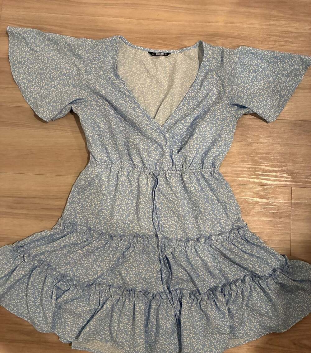SHEIN Blue Ditsy Floral Flutter Sleeve Surplice Ruffle Hem Mini Dress Size M